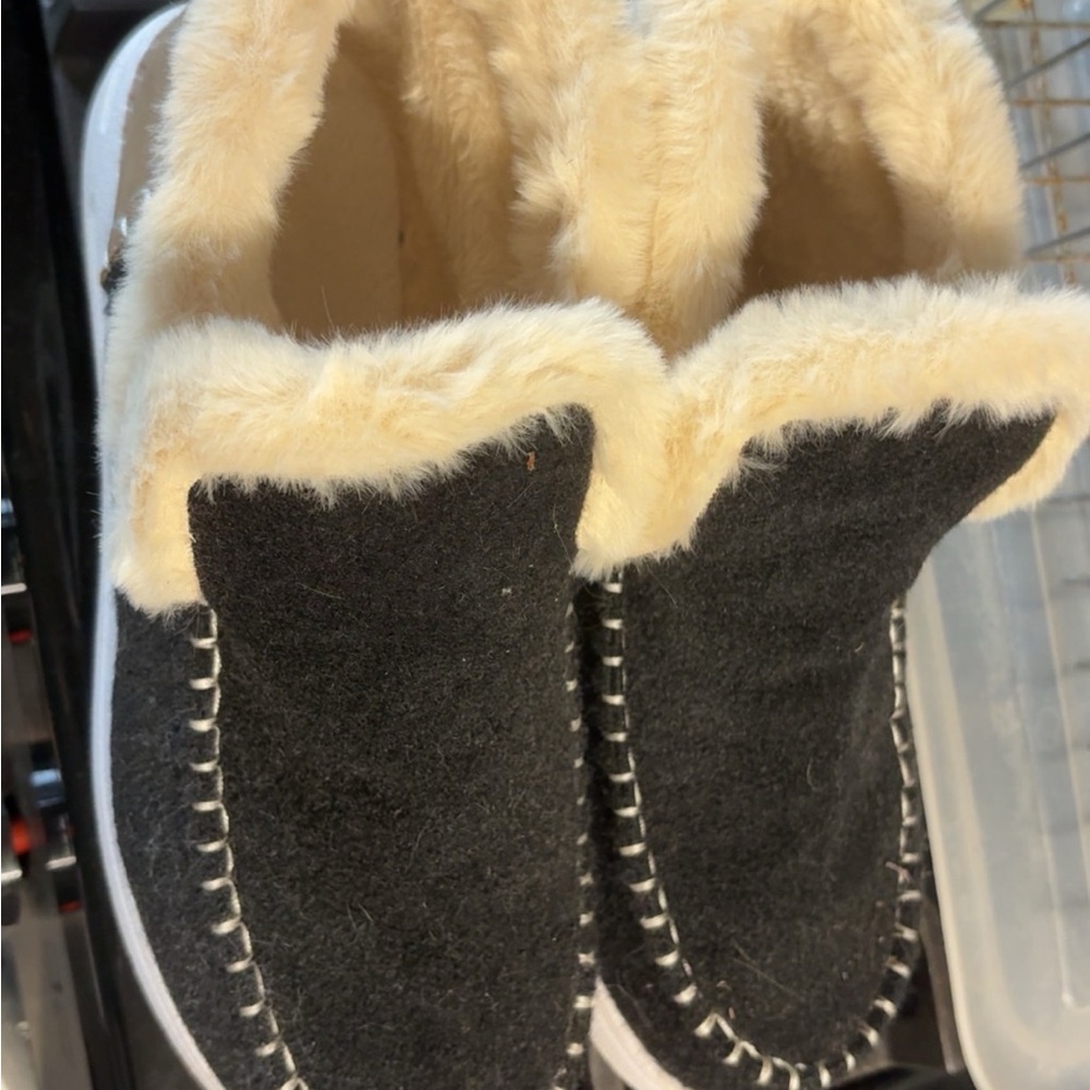 SHEIN Black and Cream Ankle Boots